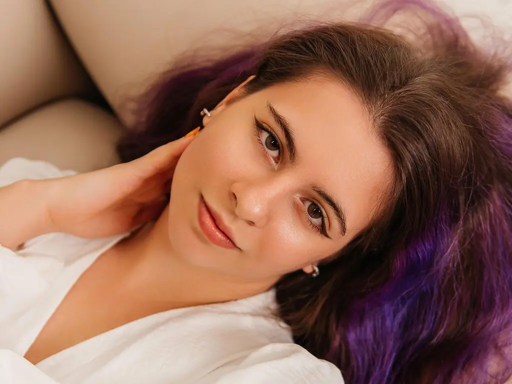 AkiraHalls's Live Nude Chat