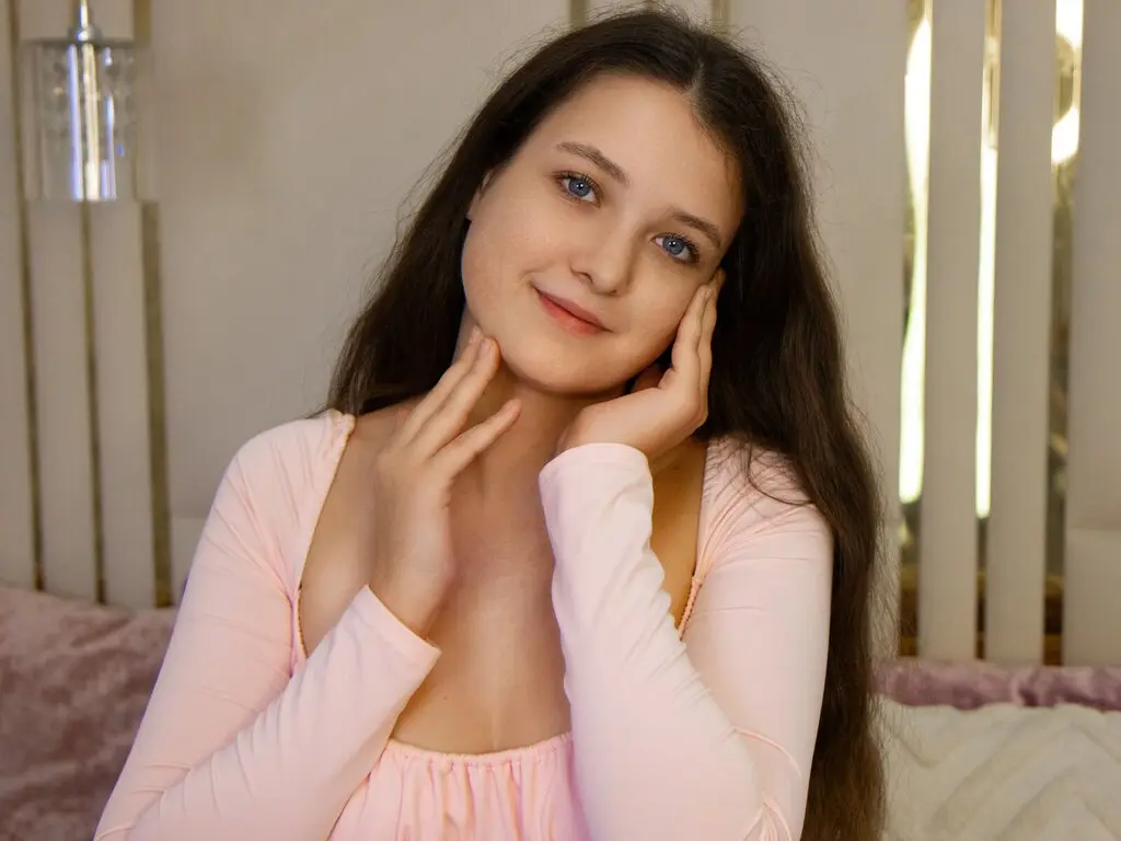 CarieGable's Live Nude Chat