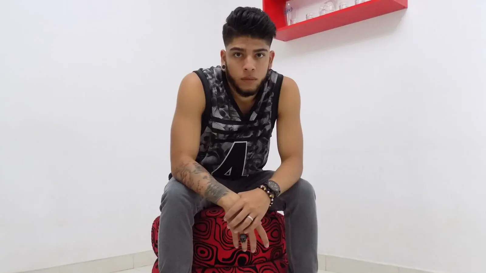 RYANSTACK's Live Nude Chat