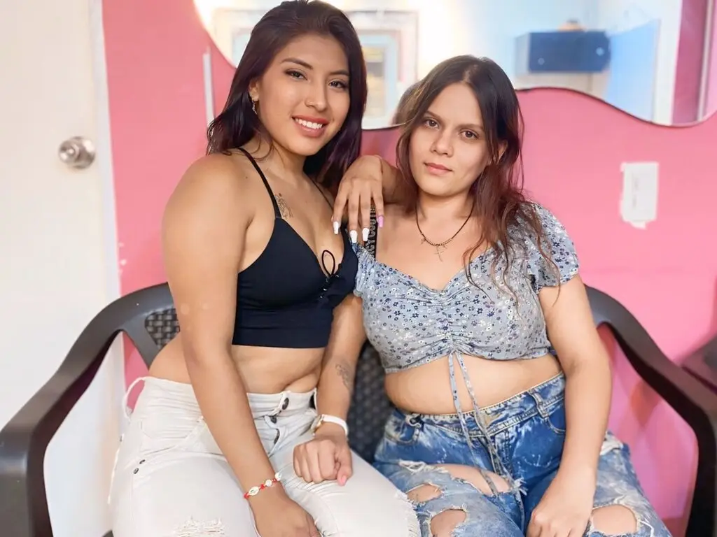 TatianaAndSol's Live Nude Chat